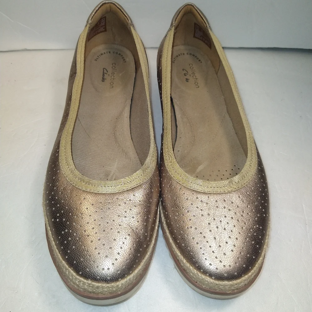 Clarks Serena Kellyn Metallic Gold Slip On Shoes Women's sz 8W